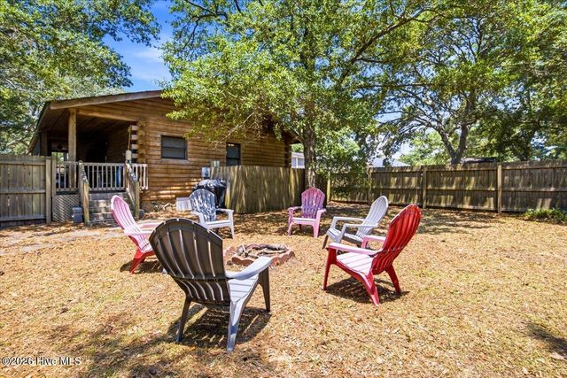 110 NE 72nd Street, Oak Island, NC 28465