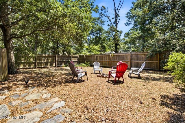 110 NE 72nd Street, Oak Island, NC 28465