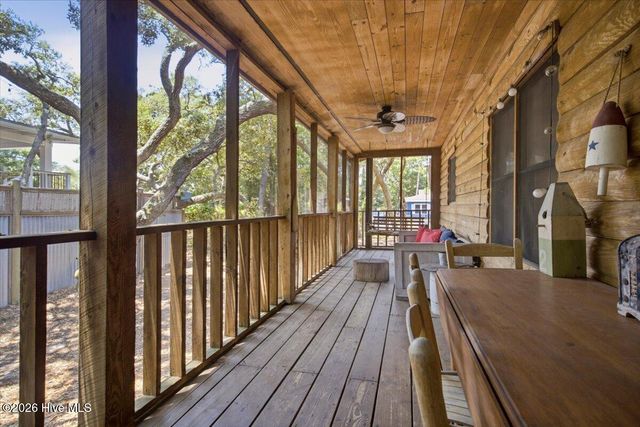 110 NE 72nd Street, Oak Island, NC 28465