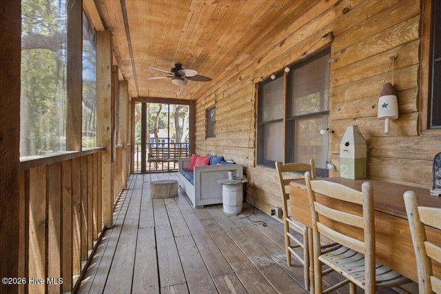 110 NE 72nd Street, Oak Island, NC 28465