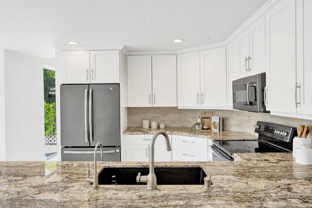 4032 NW 63RD Street, Coconut Creek, FL 33073