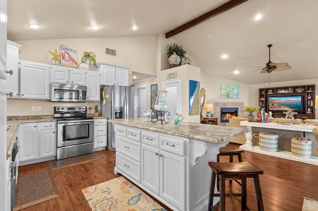 2910 Shady Lane, Crystal Beach, TX 77650