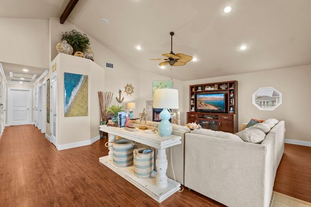 2910 Shady Lane, Crystal Beach, TX 77650