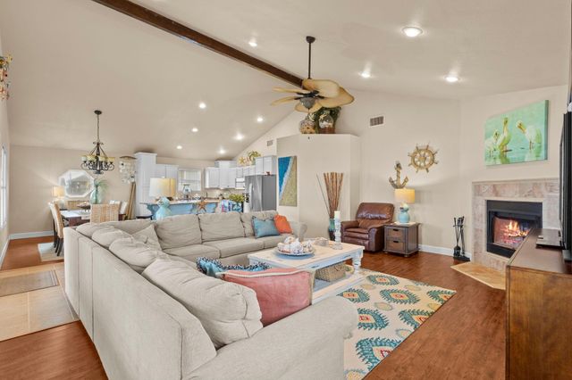 2910 Shady Lane, Crystal Beach, TX 77650