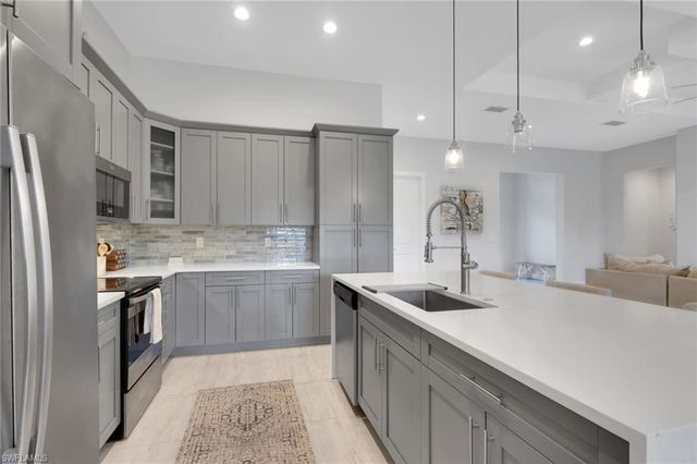 3028 Woodstock AVE, Naples, FL 34120
