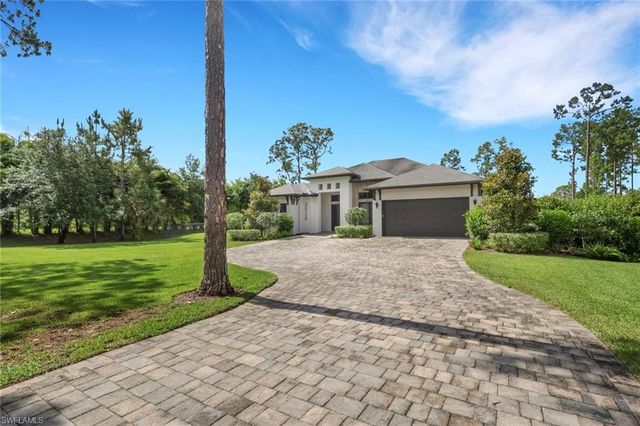 3028 Woodstock AVE, Naples, FL 34120