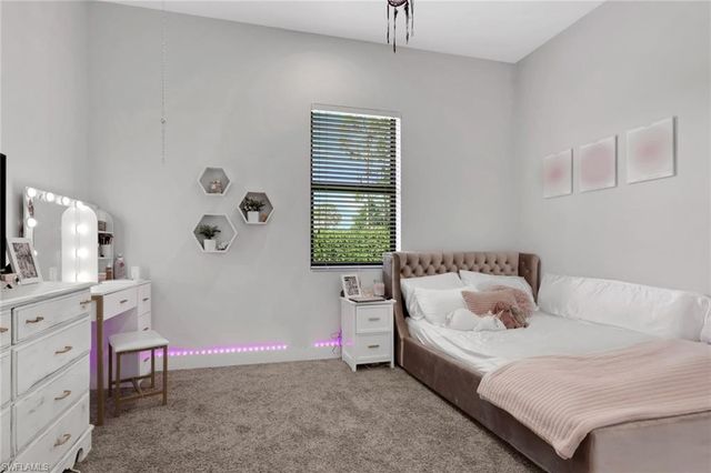 3028 Woodstock AVE, Naples, FL 34120