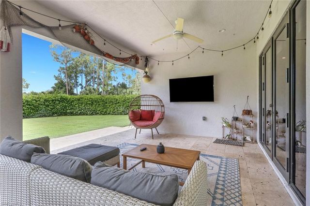 3028 Woodstock AVE, Naples, FL 34120