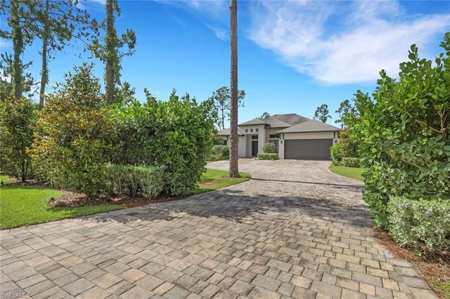 3028 Woodstock AVE, Naples, FL 34120
