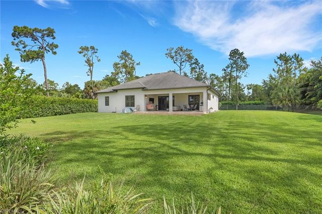 3028 Woodstock AVE, Naples, FL 34120