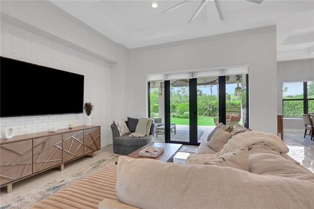 3028 Woodstock AVE, Naples, FL 34120