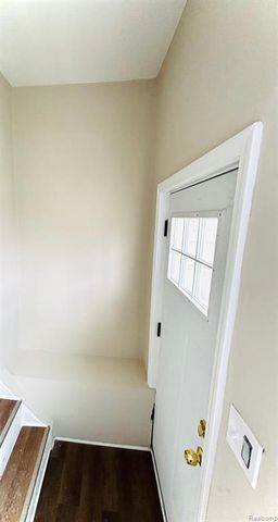 557 White Avenue, Lincoln Park, MI 48146