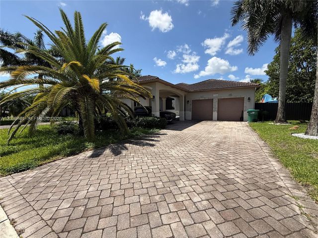 16940 SW 296th St, Homestead, FL 33030