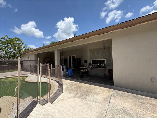 16940 SW 296th St, Homestead, FL 33030