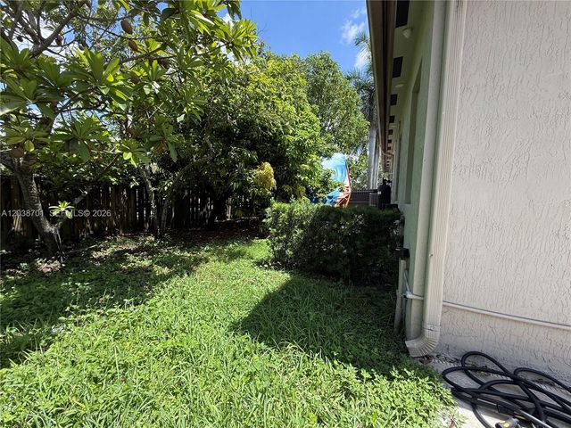 16940 SW 296th St, Homestead, FL 33030