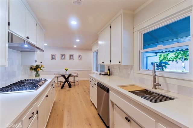 5127 Glenhaven, Riverside, CA 92506