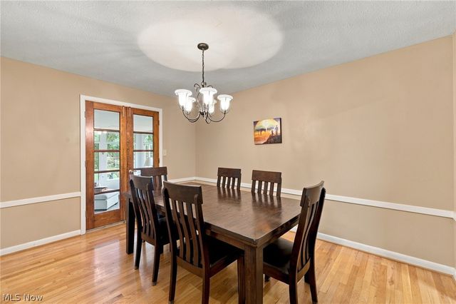 5988 Louis Drive, North Olmsted, OH 44070