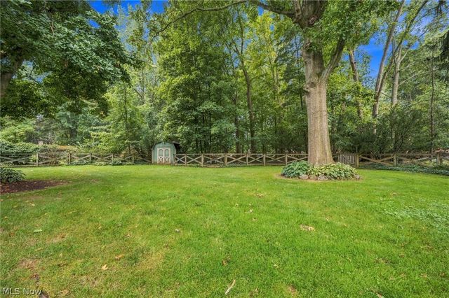5988 Louis Drive, North Olmsted, OH 44070