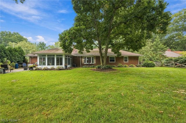 5988 Louis Drive, North Olmsted, OH 44070
