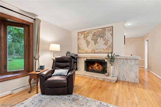5988 Louis Drive, North Olmsted, OH 44070
