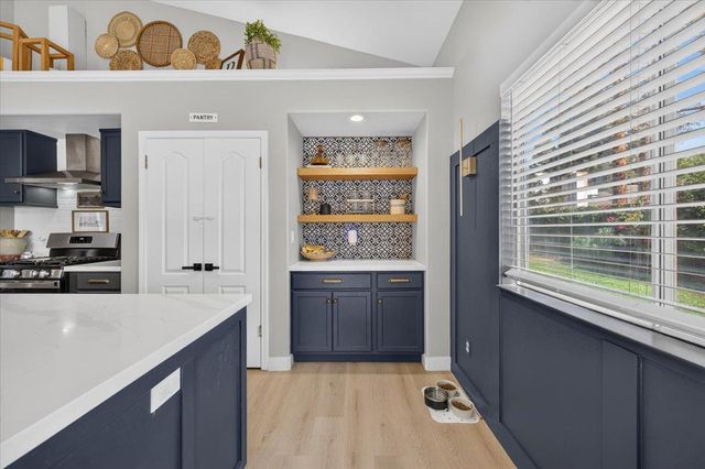 2153 E Ryan Avenue, Fresno, CA 93720
