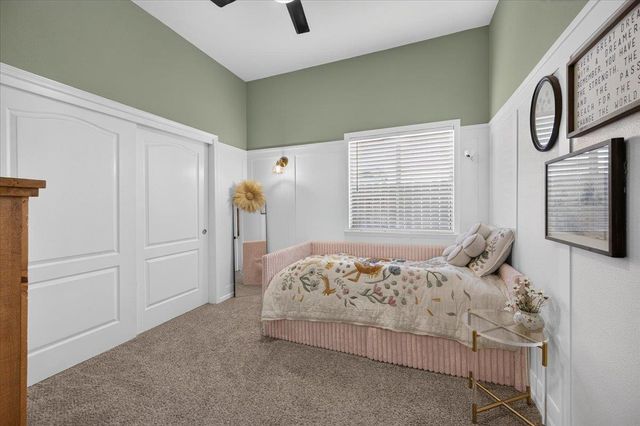 2153 E Ryan Avenue, Fresno, CA 93720