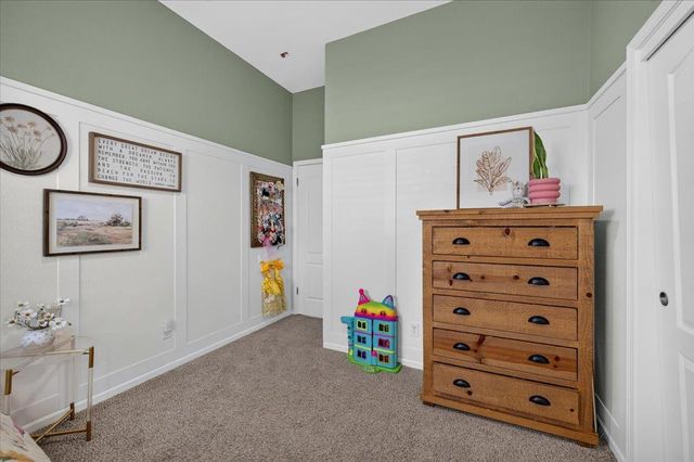 2153 E Ryan Avenue, Fresno, CA 93720
