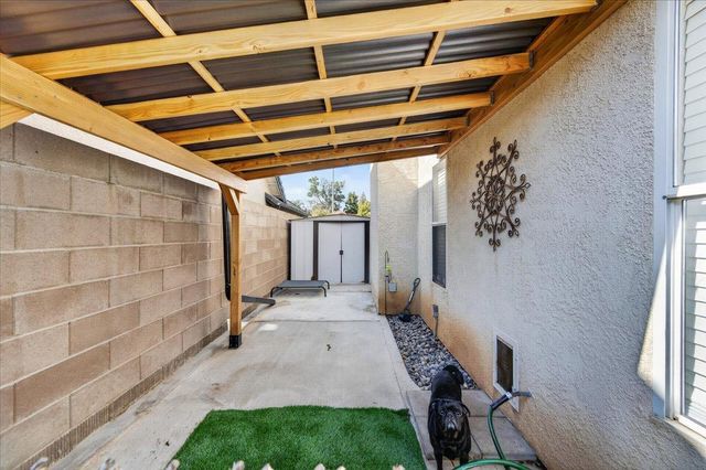2153 E Ryan Avenue, Fresno, CA 93720