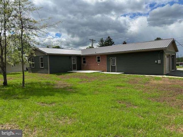 520 E ORANGE STREET, Shippensburg, PA 17257