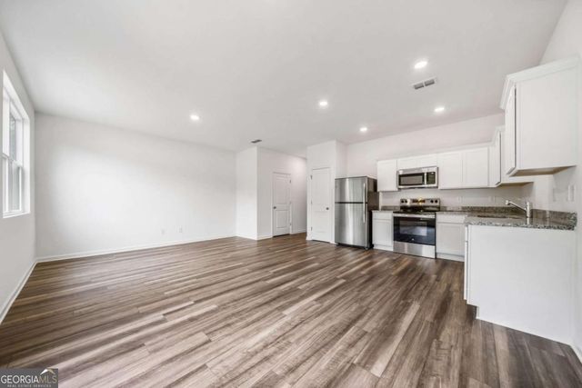 100 Saginaw Court, Locust Grove, GA 30248