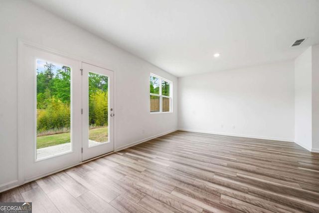 100 Saginaw Court, Locust Grove, GA 30248