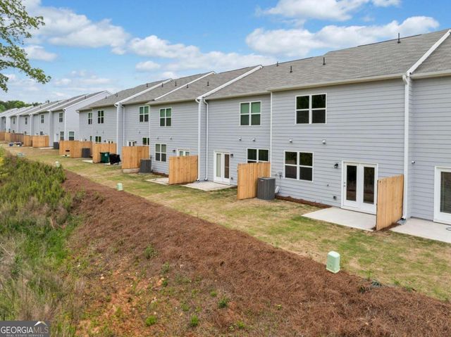 100 Saginaw Court, Locust Grove, GA 30248