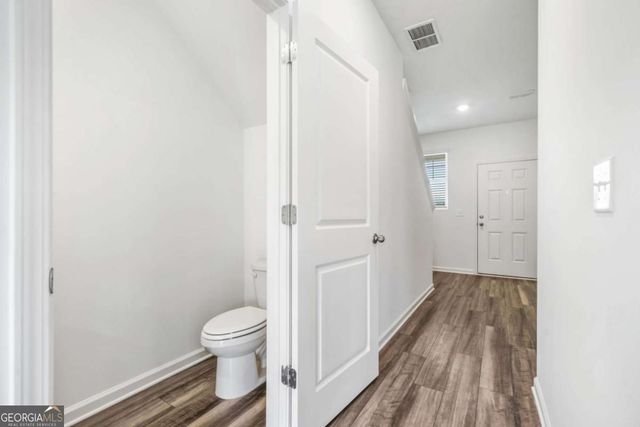 100 Saginaw Court, Locust Grove, GA 30248