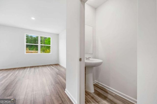 100 Saginaw Court, Locust Grove, GA 30248