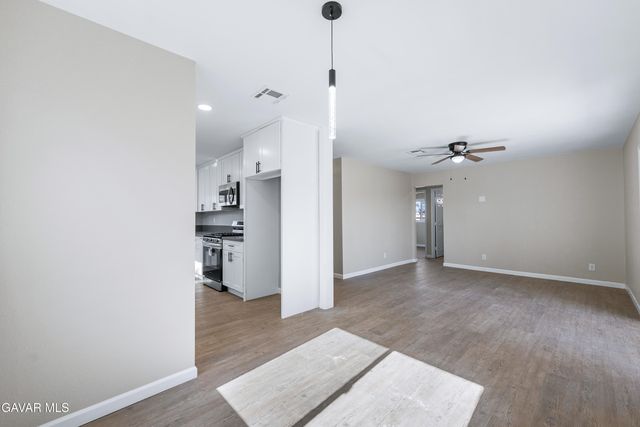 45318 Gadsden Avenue, Lancaster, CA 93534