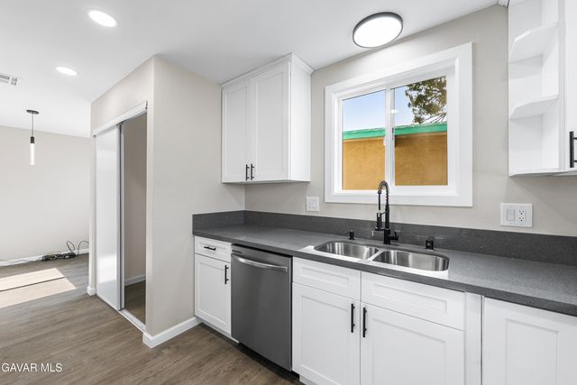 45318 Gadsden Avenue, Lancaster, CA 93534