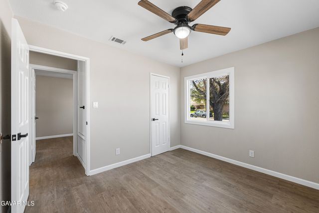 45318 Gadsden Avenue, Lancaster, CA 93534