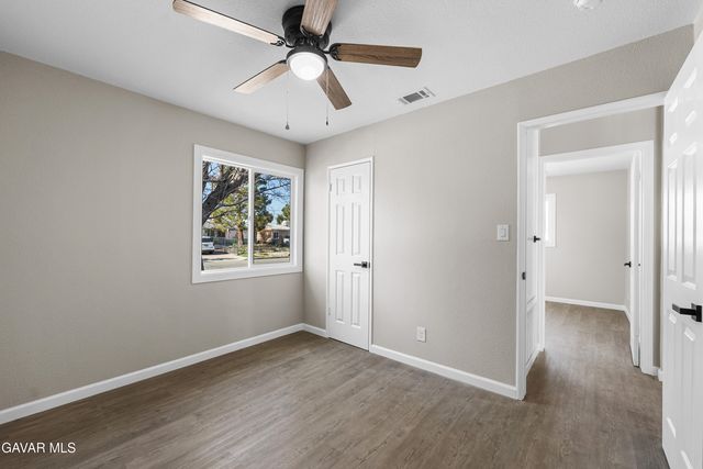 45318 Gadsden Avenue, Lancaster, CA 93534