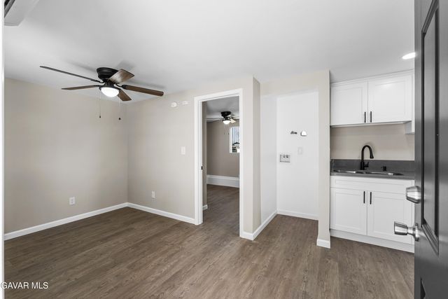 45318 Gadsden Avenue, Lancaster, CA 93534