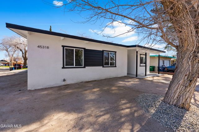 45318 Gadsden Avenue, Lancaster, CA 93534