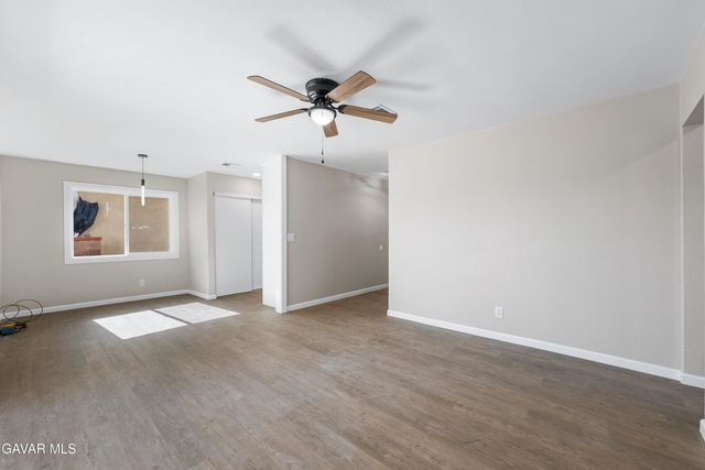 45318 Gadsden Avenue, Lancaster, CA 93534