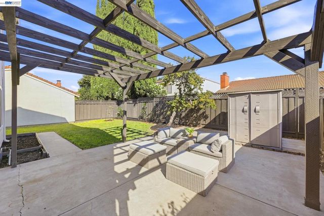 42 Southfield Ct, San Jose, CA 95138