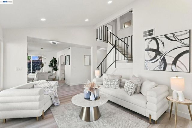 42 Southfield Ct, San Jose, CA 95138
