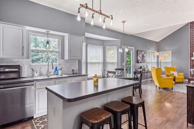 237 Hawthorn Boulevard, Delaware, OH 43015