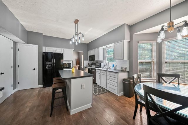 237 Hawthorn Boulevard, Delaware, OH 43015