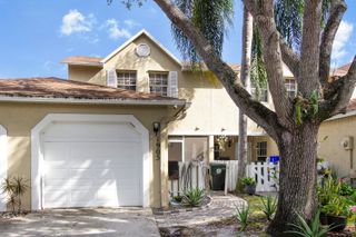1905 MAPLEWOOD Drive, Greenacres, FL 33415