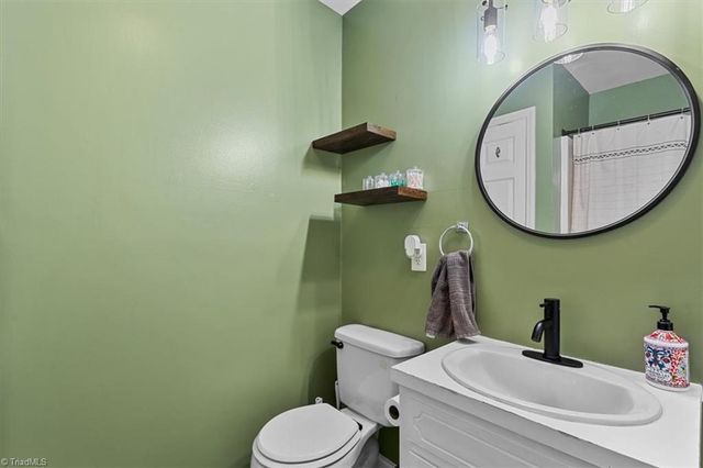 215 Midbrook Run, Lexington, NC 27295