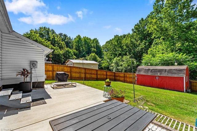 215 Midbrook Run, Lexington, NC 27295