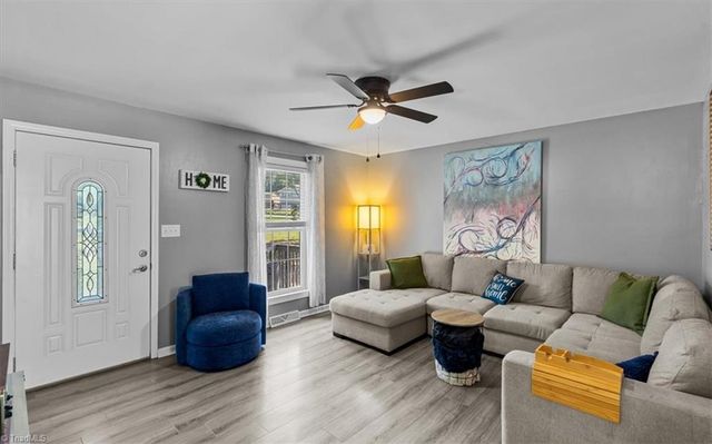 215 Midbrook Run, Lexington, NC 27295