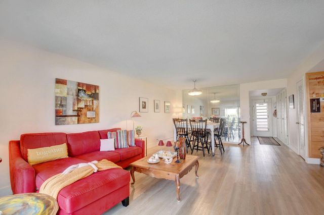 25 SE 13th Street C5, Boca Raton, FL 33432